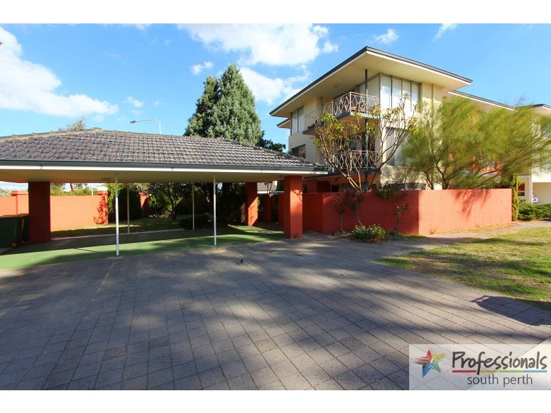 3/5 Cassey Street, Como WA 6152