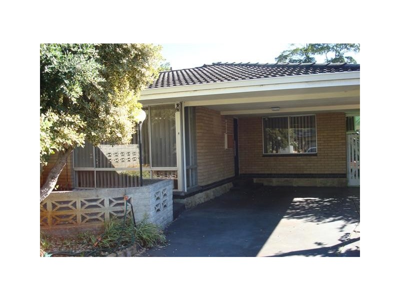 4 Rankin Way, Booragoon WA 6154