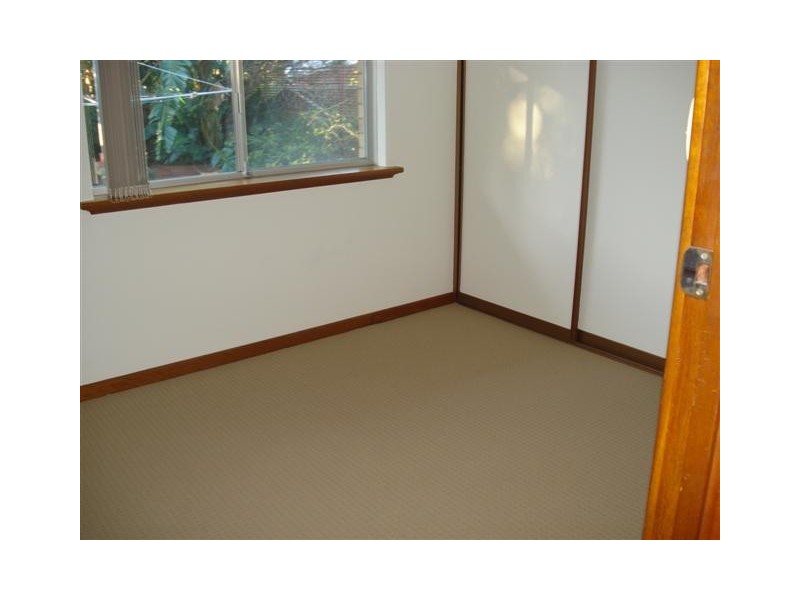 4 Rankin Way, Booragoon WA 6154