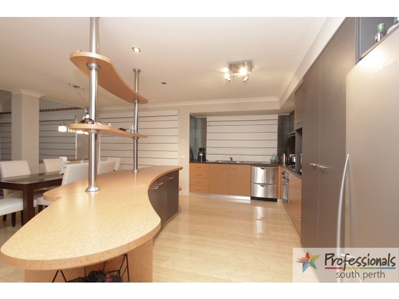 45 Forillion Avenue, Bibra Lake WA 6163