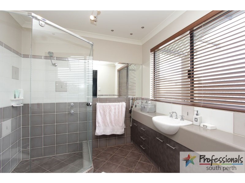 45 Forillion Avenue, Bibra Lake WA 6163