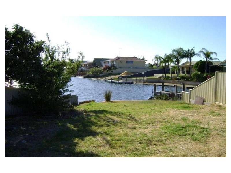 13 Warma Way, South Yunderup WA 6208