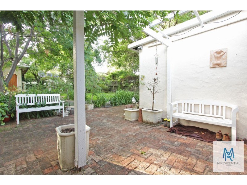 2 Warrego Street, Kensington WA 6151