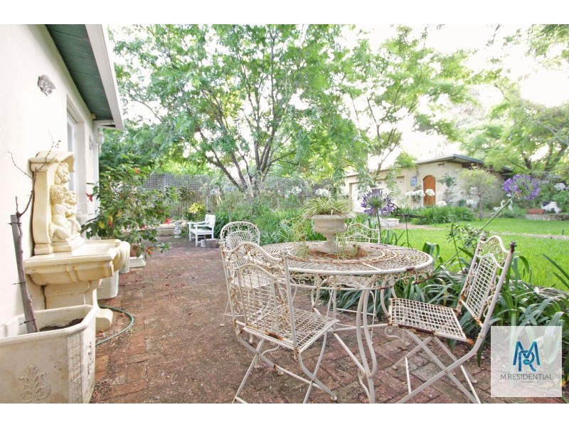 2 Warrego Street, Kensington WA 6151