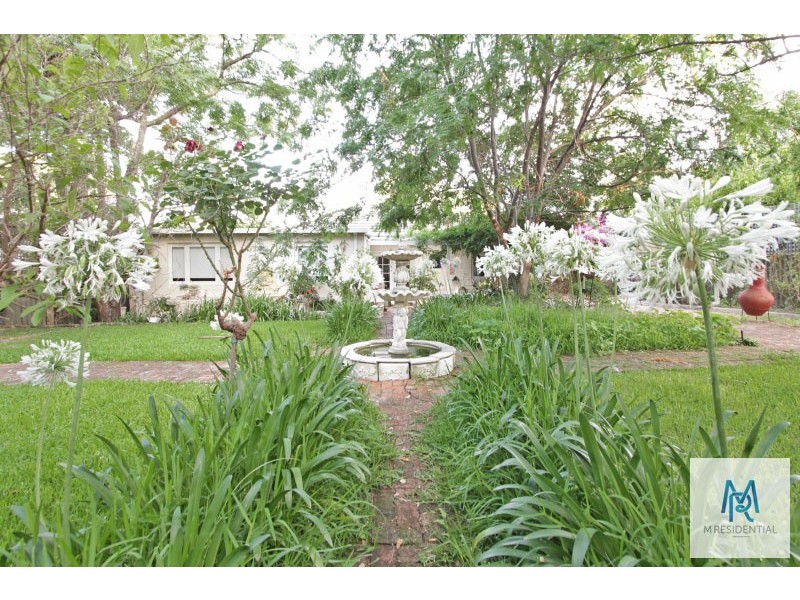 2 Warrego Street, Kensington WA 6151