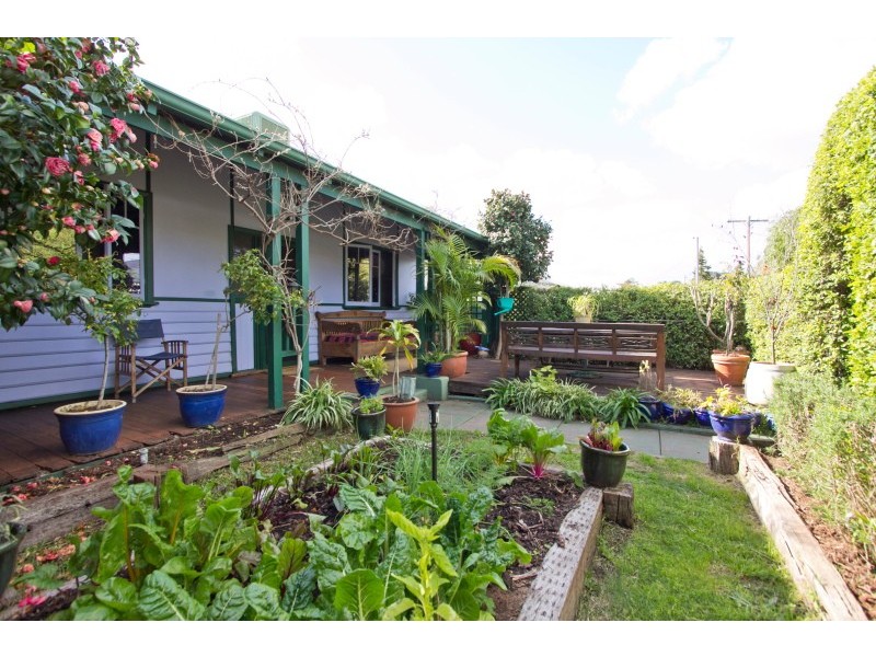 10 First Avenue, Kensington WA 6151