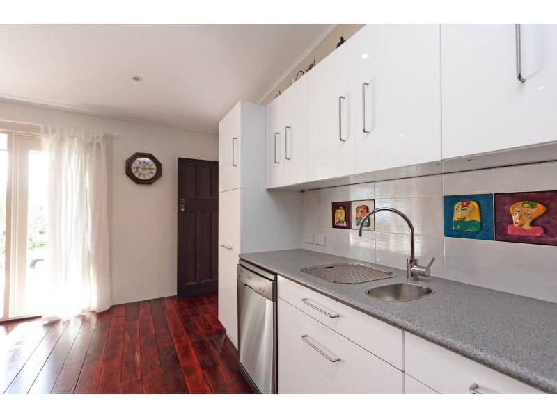 10 First Avenue, Kensington WA 6151