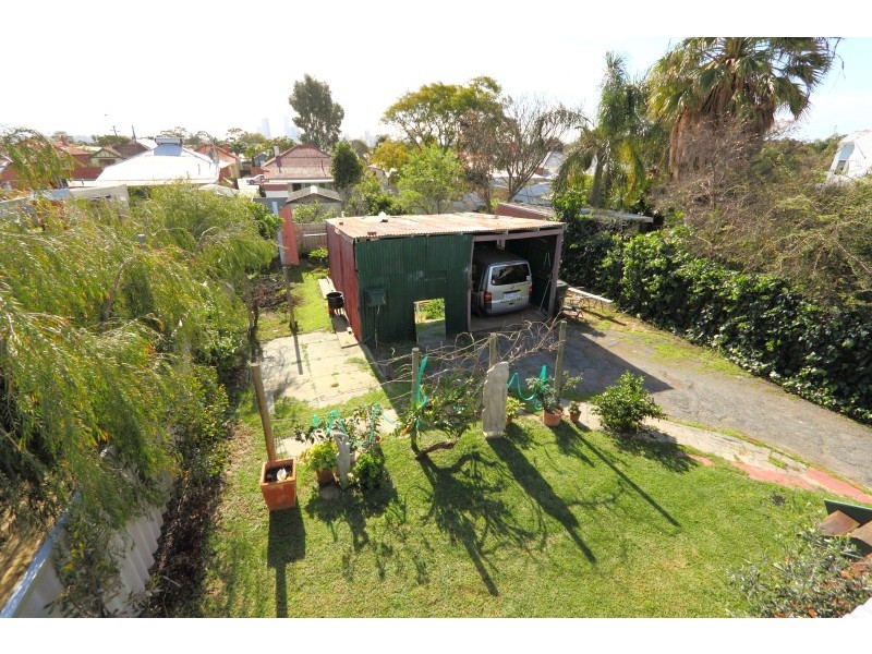 10 First Avenue, Kensington WA 6151