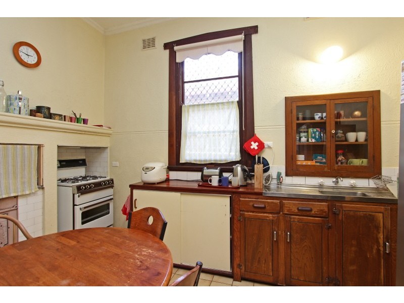 18 Carey Street, Kensington WA 6151