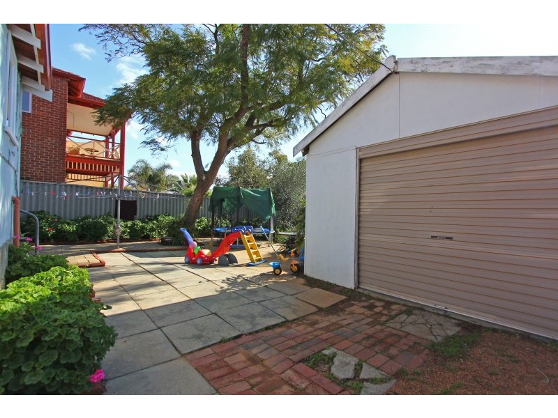 18 Carey Street, Kensington WA 6151