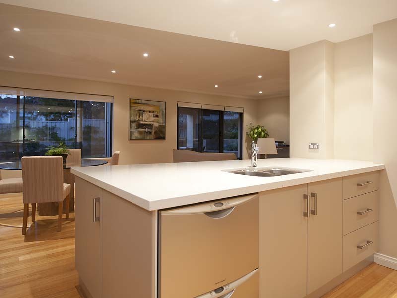 2/66 Thelma Street, Como WA 6152