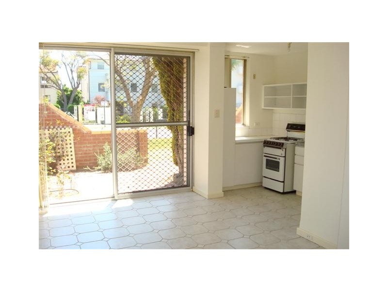 1/177 Mill Point Road, South Perth WA 6151