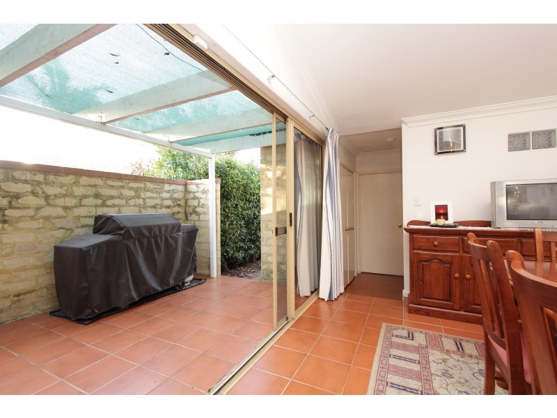 8/115  Mackie Street, Victoria Park WA 6100