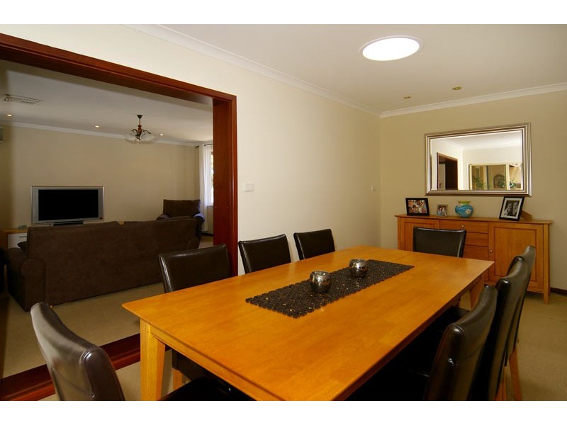 10B Redmond Street, Salter Point WA 6152