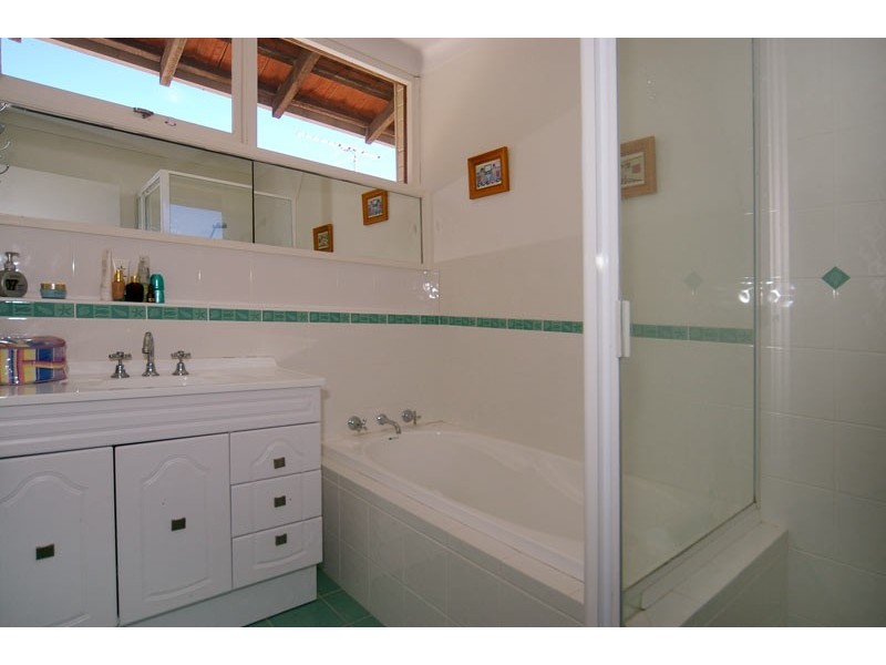 10B Redmond Street, Salter Point WA 6152