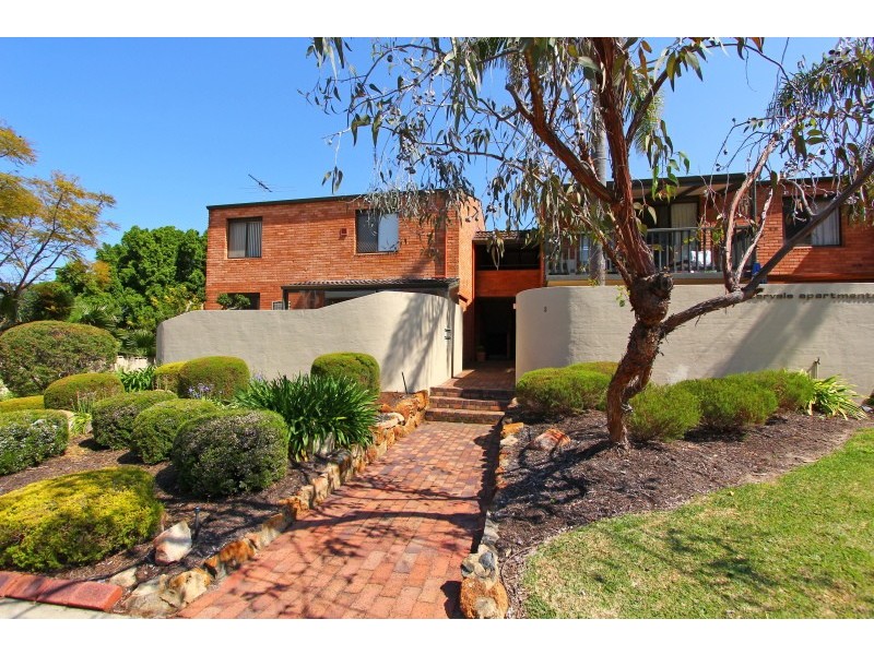 1/3 Darley Street, South Perth WA 6151