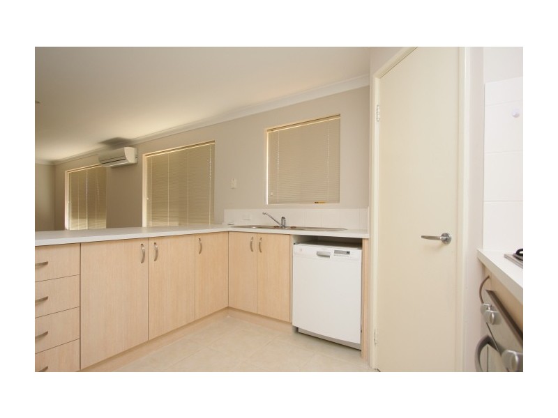 27 Modena Place, Balga WA 6061