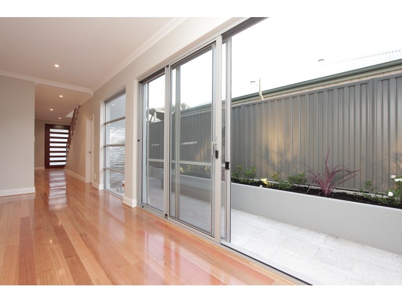 3B Pepler Avenue, Salter Point WA 6152