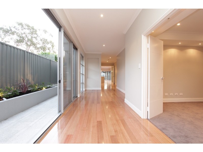 3B Pepler Avenue, Salter Point WA 6152
