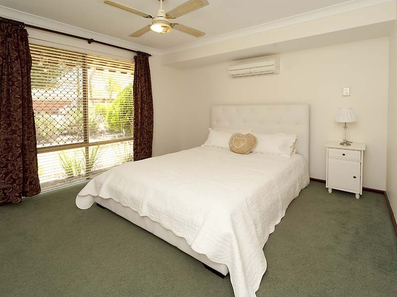 1/5 Crawshaw Crescent, Manning WA 6152