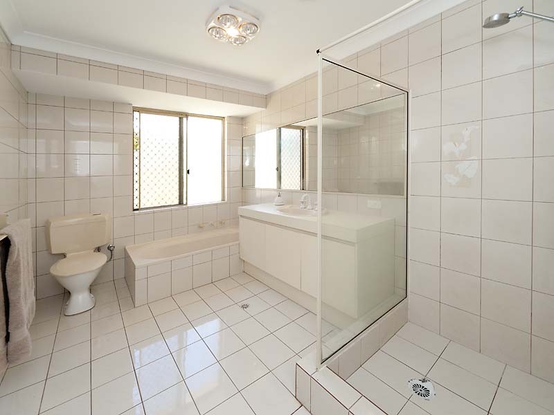 1/5 Crawshaw Crescent, Manning WA 6152