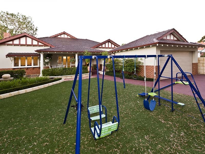 138 Hensman Street, South Perth WA 6151