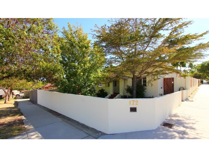 172 Douglas Avenue, Kensington WA 6151