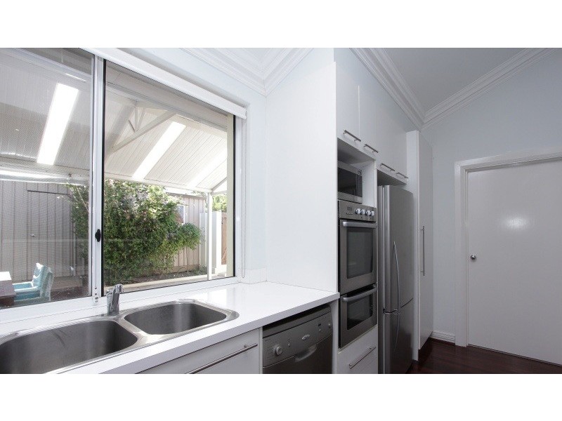 172 Douglas Avenue, Kensington WA 6151