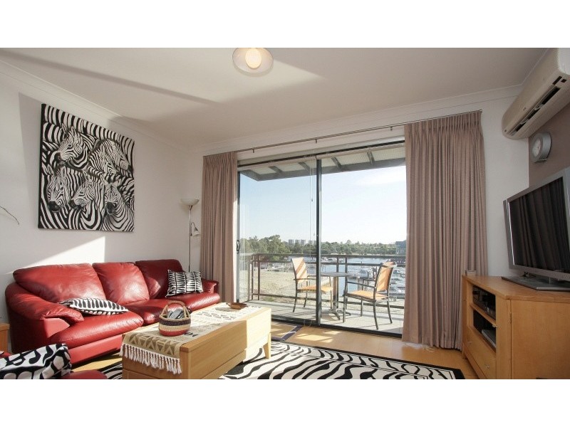 8/10 Marina Drive, Ascot WA 6104