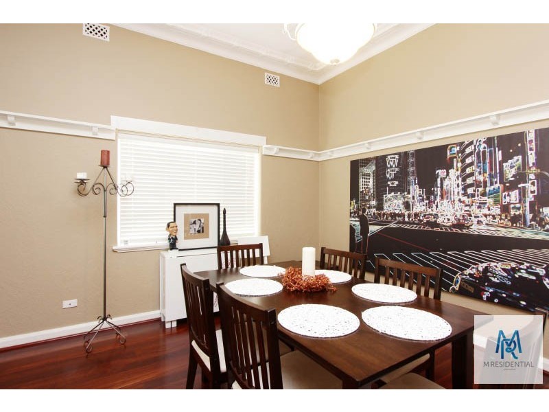 15 Vista Street, Kensington WA 6151