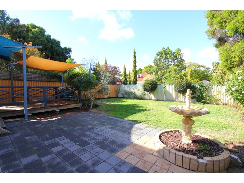 15 Vista Street, Kensington WA 6151