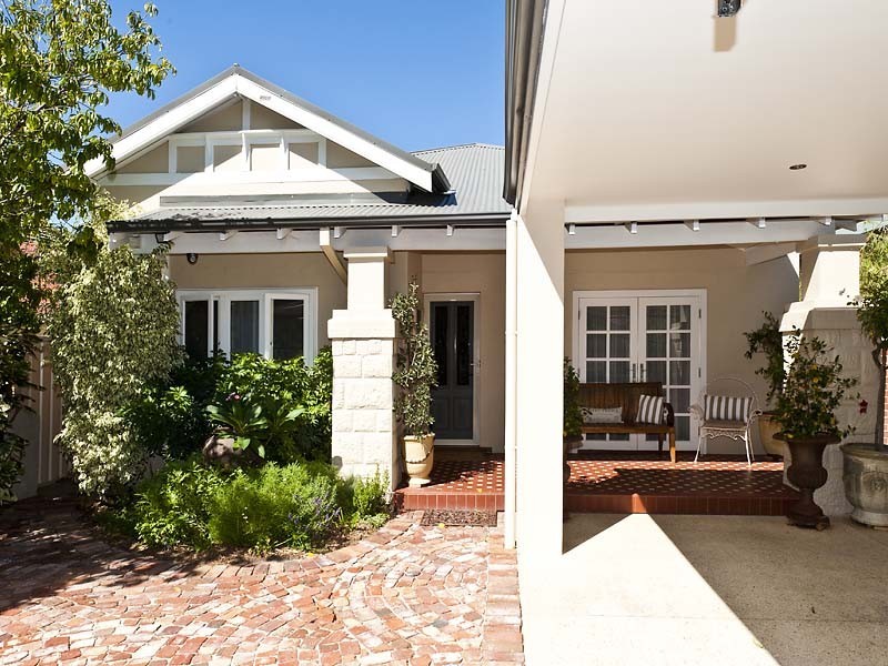 34 Waverley Street, South Perth WA 6151