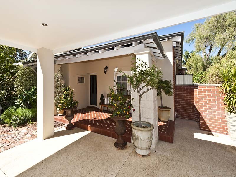 34 Waverley Street, South Perth WA 6151