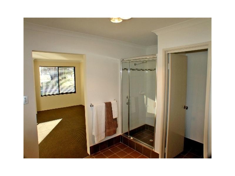 1 Adela Bend, Lakelands WA 6180