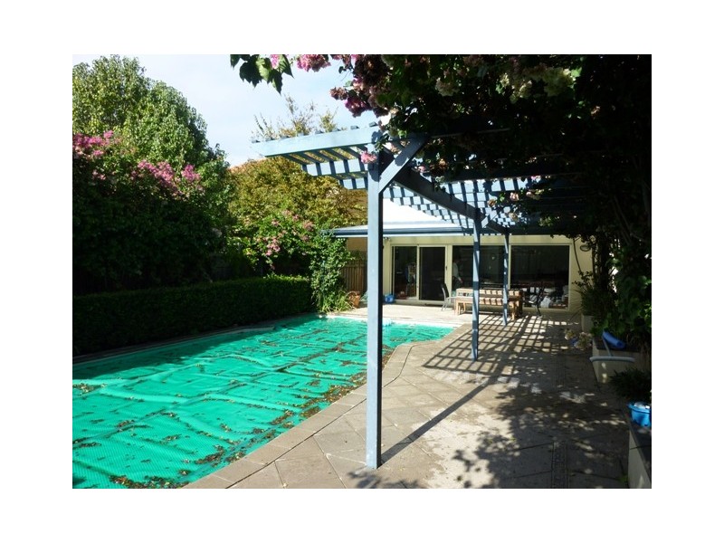 32 Karoo Street, South Perth WA 6151