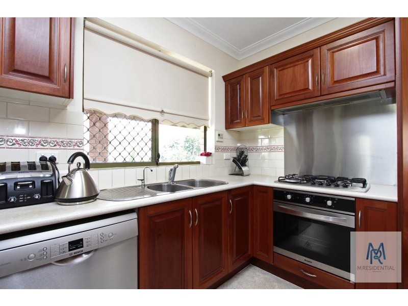 7 Jackson Road, Karawara WA 6152