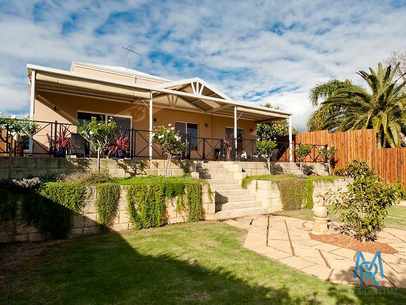 91 Gwenyfred Road, Kensington WA 6151