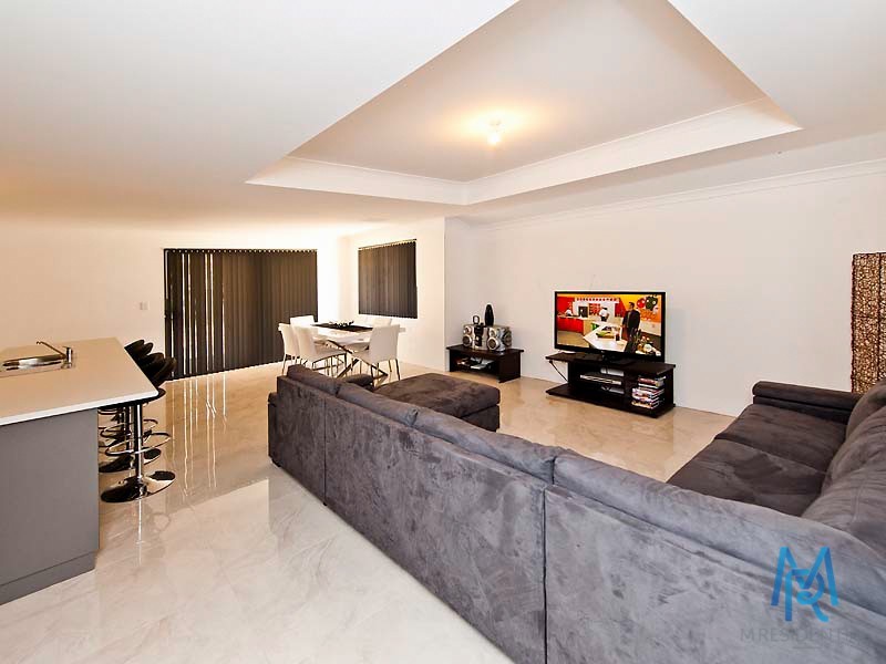 15 Acott Road, Gosnells WA 6110