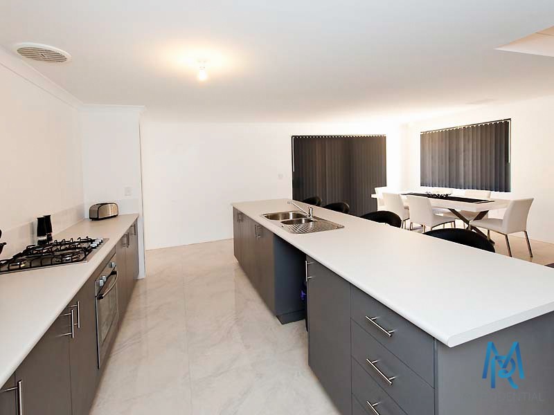 15 Acott Road, Gosnells WA 6110