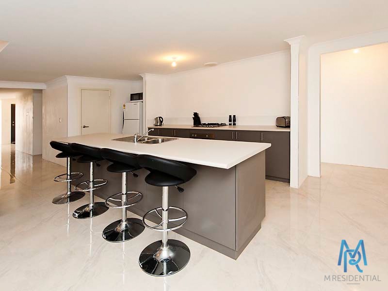 15 Acott Road, Gosnells WA 6110