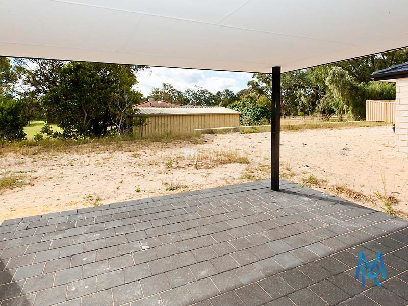 15 Acott Road, Gosnells WA 6110