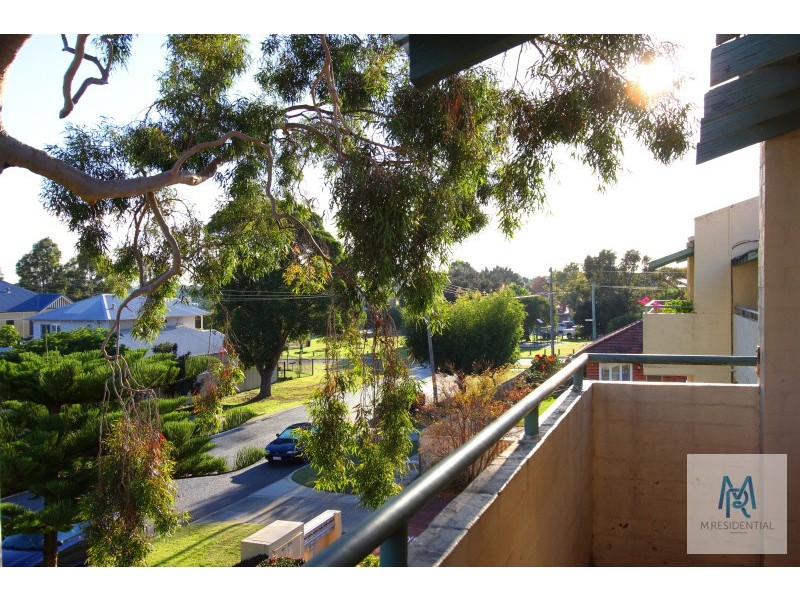 20/19 Delamere Avenue, South Perth WA 6151