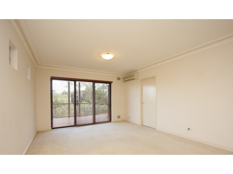 4/32 Onslow Street, South Perth WA 6151