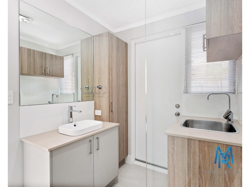 2/4 Strickland Street, South Perth WA 6151