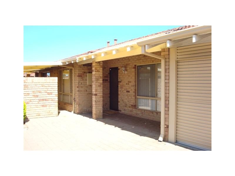 2/24 Strickland Street, South Perth WA 6151