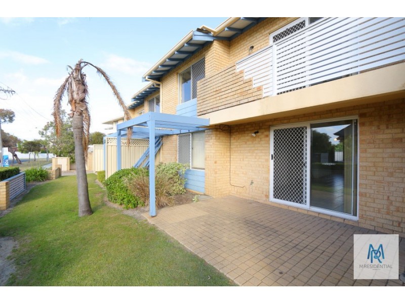 2/5 Brookside Avenue, South Perth WA 6151