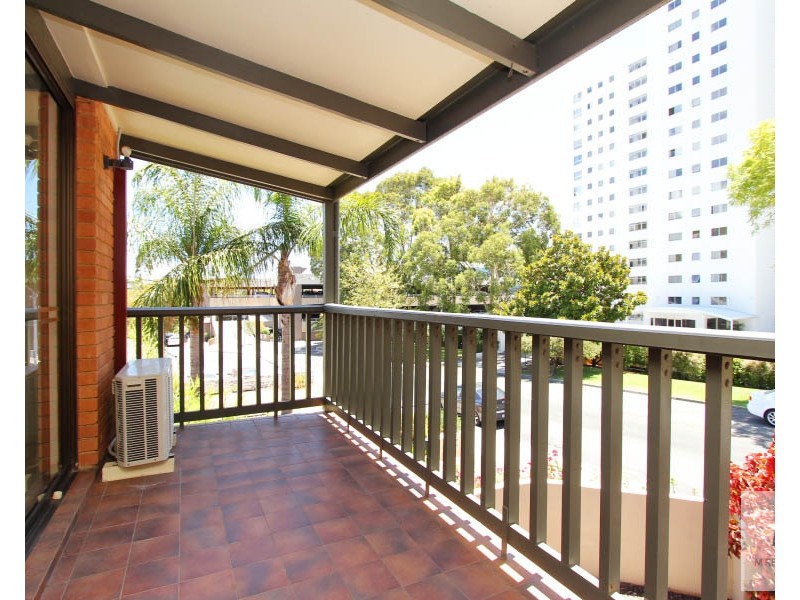 11/3 Darley Street, South Perth WA 6151
