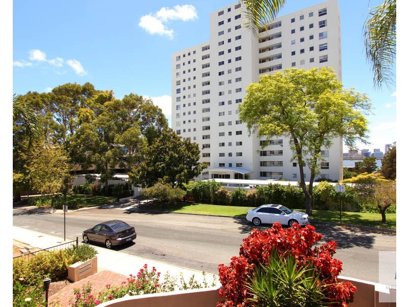 11/3 Darley Street, South Perth WA 6151