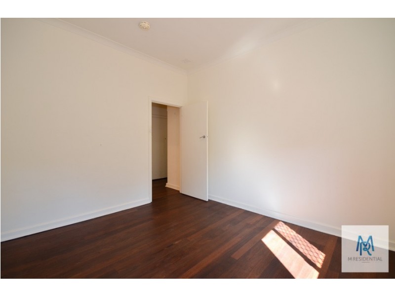 20 Bourke Street, Kensington WA 6151