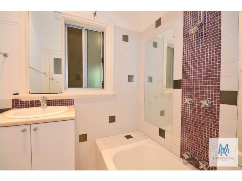 20 Bourke Street, Kensington WA 6151